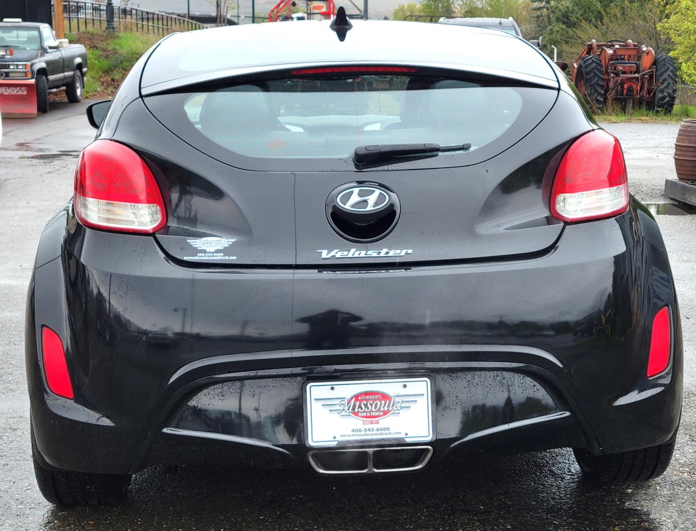 2013 Black /Black Hyundai Veloster 3 door Coupe (KMHTC6AD6DU) with an 1.6 Liter I4 FI DOHC 16V engine, Automatic transmission, located at 450 N Russell, Missoula, MT, 59801, (406) 543-6600, 46.874496, -114.017433 - Photo#5